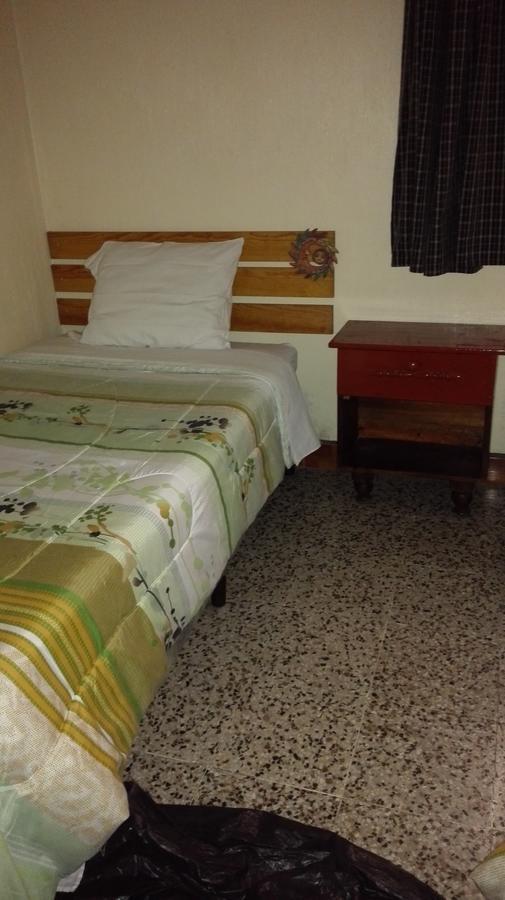 Hotel Chalet 치치카스테낭고 외부 사진